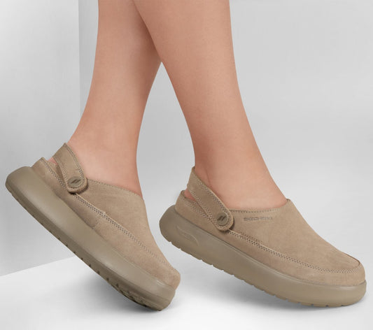 Skechers Women Relaxed Fit: GO WALK Horizon - Casey