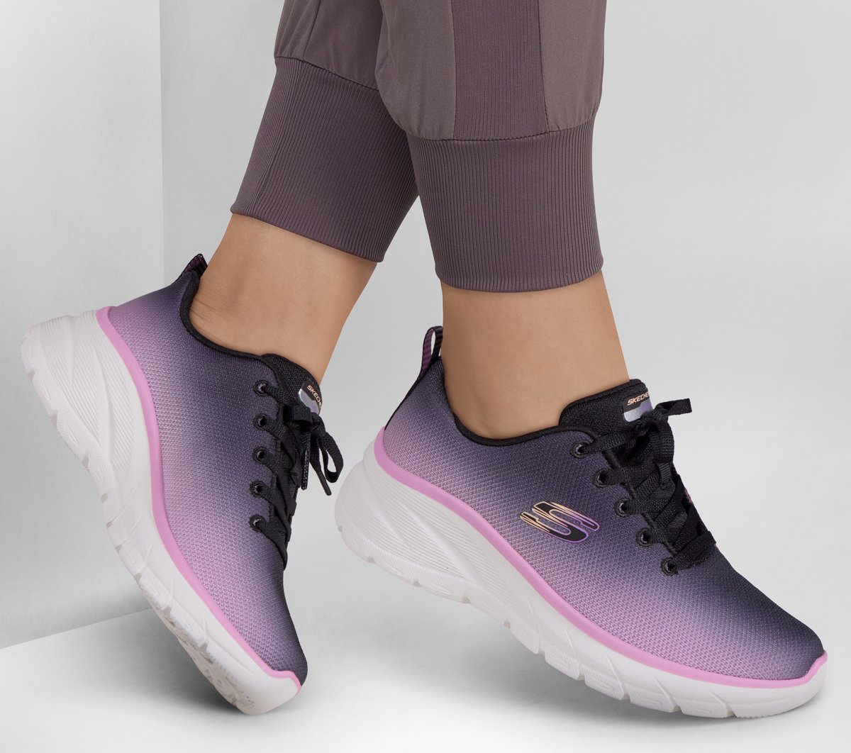 Skechers Women Fashion Fit 2.0