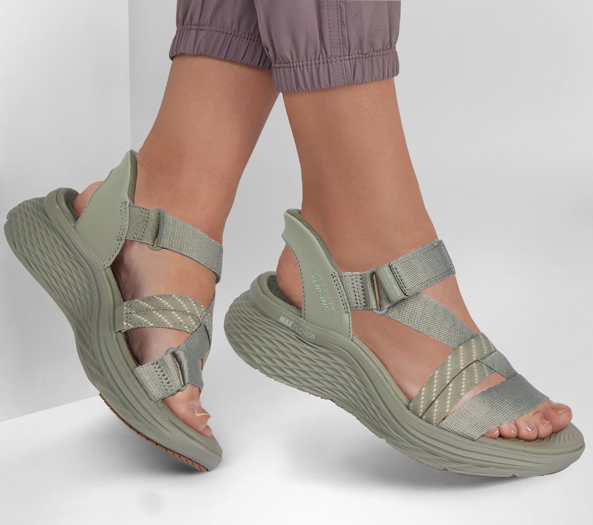 Skechers Women Slip-ins: Max Cushioning Elite 2.0 Sandal - Emery