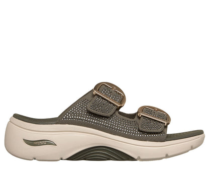Skechers Women|New Arrivals Martha Stewart: GO WALK Arch Fit 2.0 Sandal - Showstopper