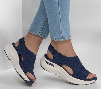 Skechers Women Arch Fit 2.0 Sandal - Flawless Choice