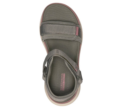 Skechers Women|New Arrivals Max Cushioning Endeavour Sandal - Miranda
