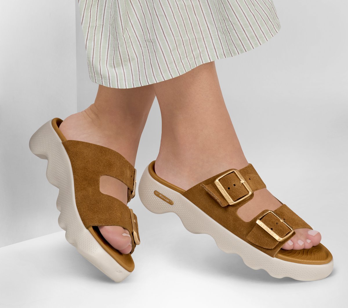 Skechers Women Massage Fit Revive - Honey
