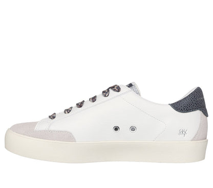 Skechers Women Strand Star - Fierce Statement