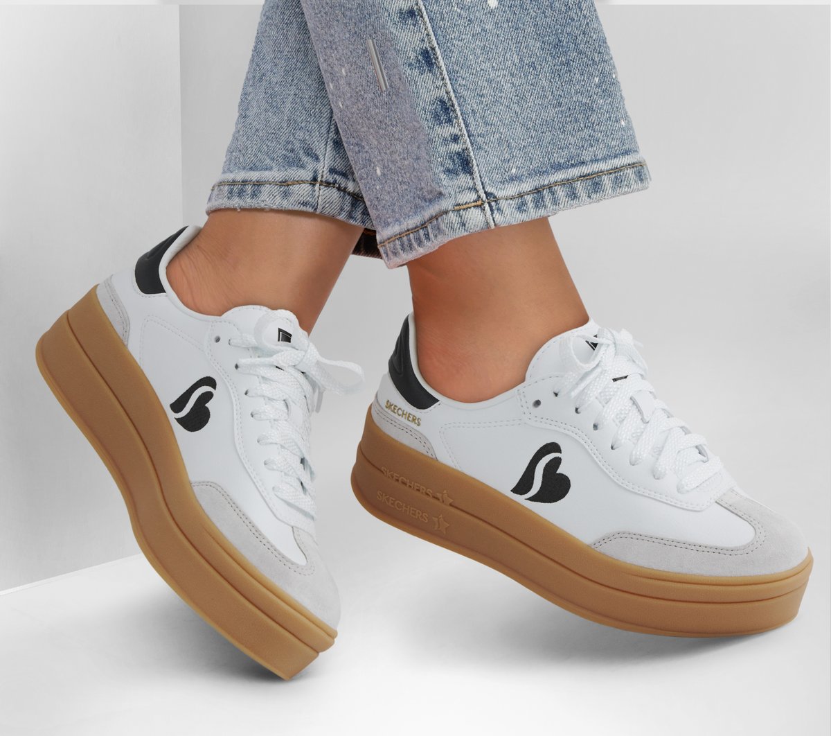 Skechers Women Academy HI - Stacked Hearts