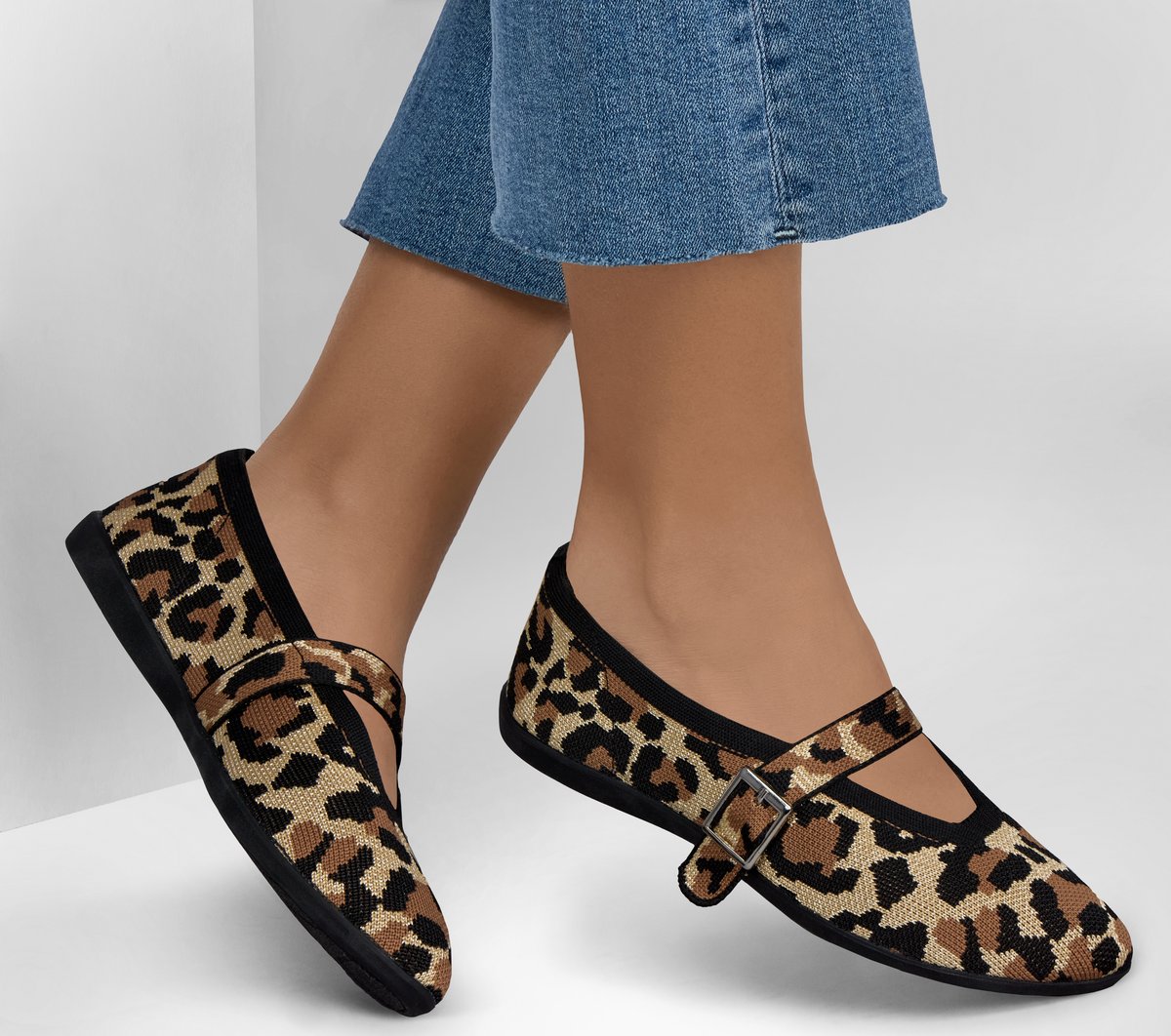 Skechers Women Cleo Walk - Runway Hit