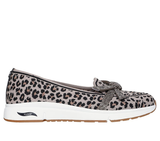Skechers Women Martha Stewart: Arch Fit Living