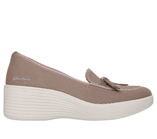 Skechers Women Relaxed Fit: Parallel Lite - Soaring Softly