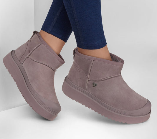 Skechers Women BOBS Dakota -Snug Stompers