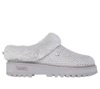 Skechers Women Martha Stewart: Arch Fit Keepsakes