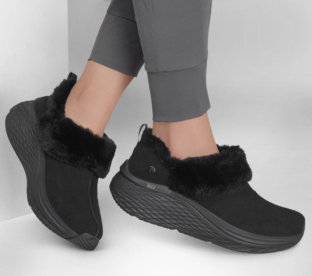 Skechers Women Max Cushioning Elite 2.0 - Snowy Summit