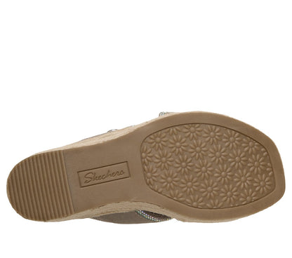 Skechers Women|New Arrivals Martha Stewart: Iris - Elegant