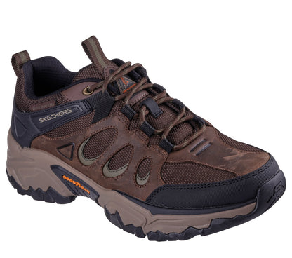 Skechers Men Relaxed Fit: Terraform - Selvin