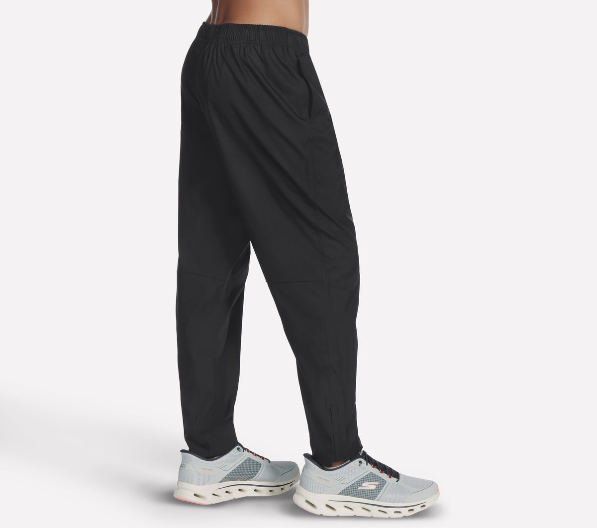 Skechers Men Hoops Track Pant
